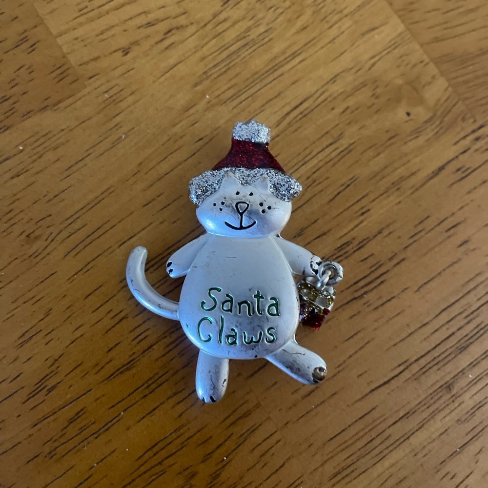 Holiday 'Santa Claws' Cat Brooch Pin - White & Red